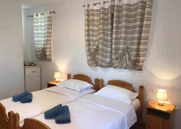 Bed & Breakfast Sea Joy 1 3*