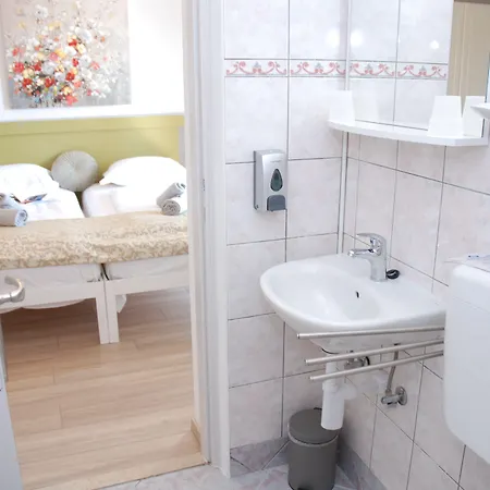 Sea Joy 1 فندق مبيت وإفطار 3*