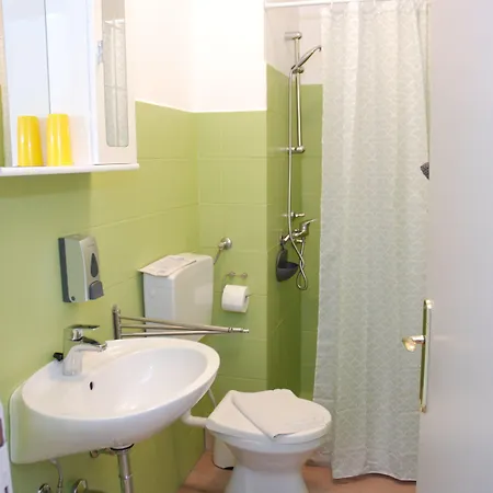 Sea Joy 1 فندق مبيت وإفطار 3*